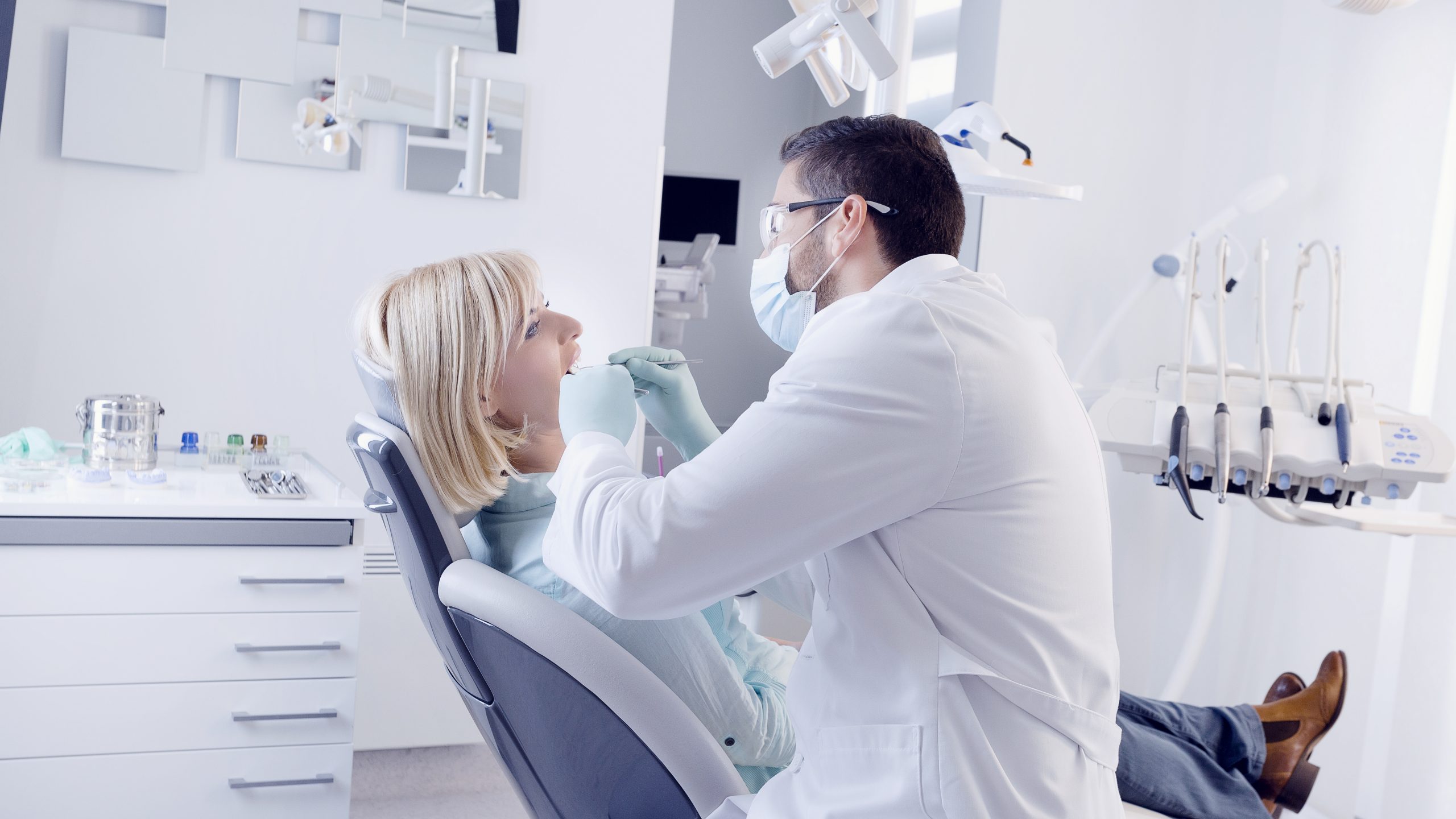 Dentist in Fountain Valley, CA